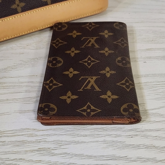 `ღ´-♥.-Authentic Louis Vuitton Long Wallet  `ღ´-♥.- - Picture 4 of 17